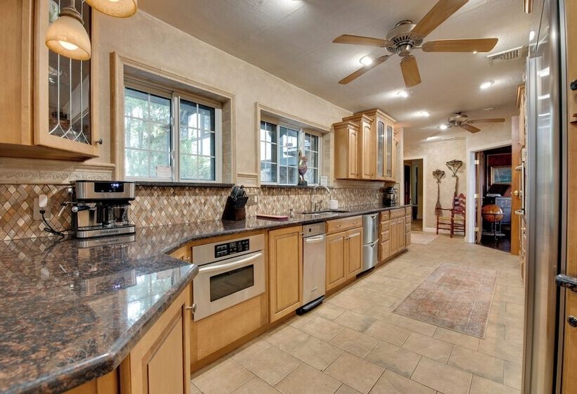 Large Hazleton Home W/ Hot Tub & Mountain Views!