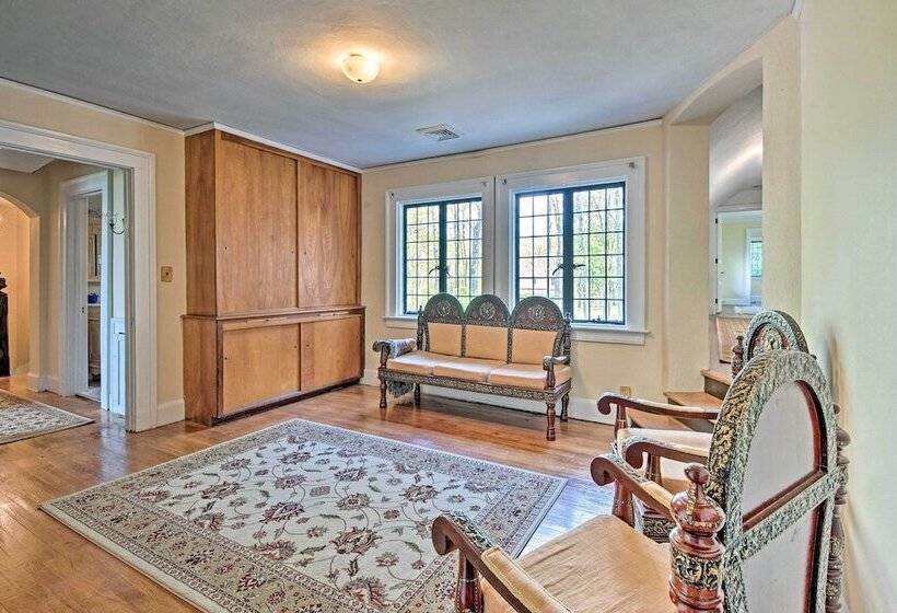 Large Hazleton Home W/ Hot Tub & Mountain Views!