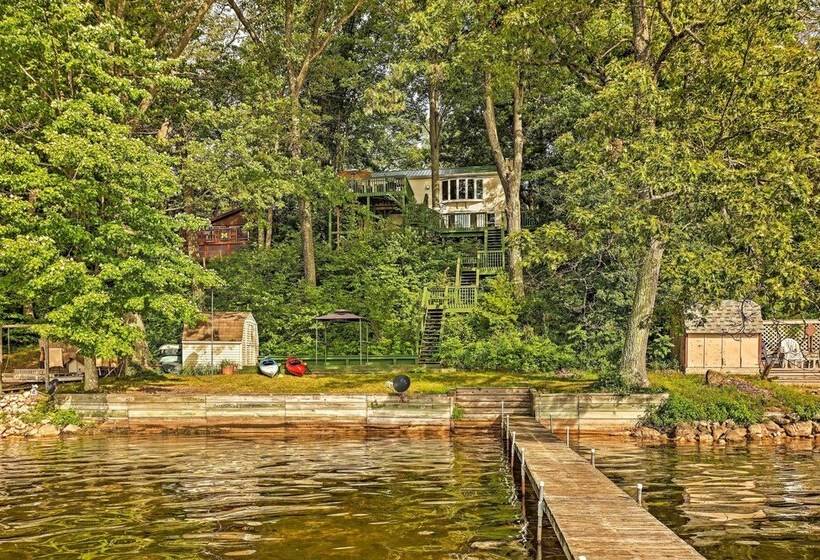 2 Mi To Winery: Le Roy Escape W/ Fire Pit & Views