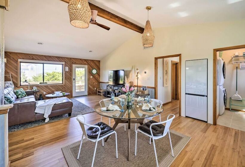 Lovely Avon Home: Walk To Bay & Boat Launch!