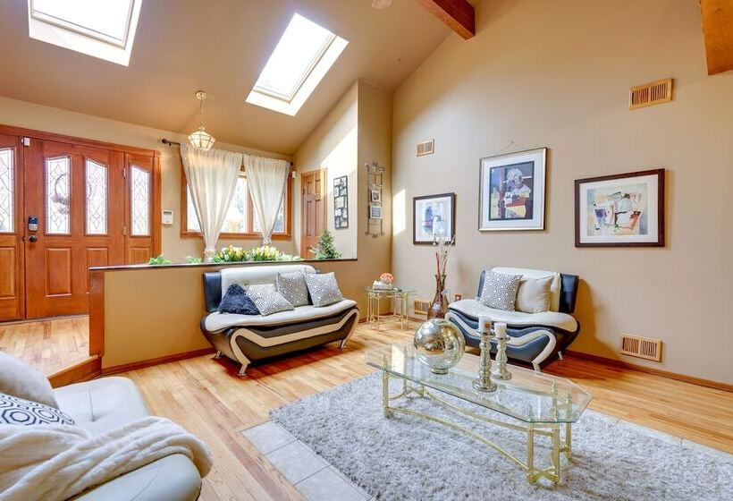 Lovely Ocean Gate Home < 1 Mi To Beach!