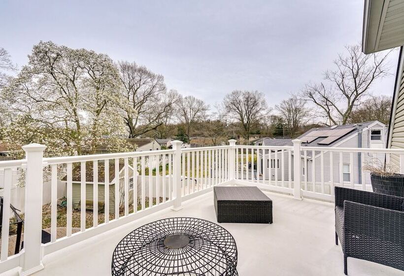 Lovely Ocean Gate Home < 1 Mi To Beach!