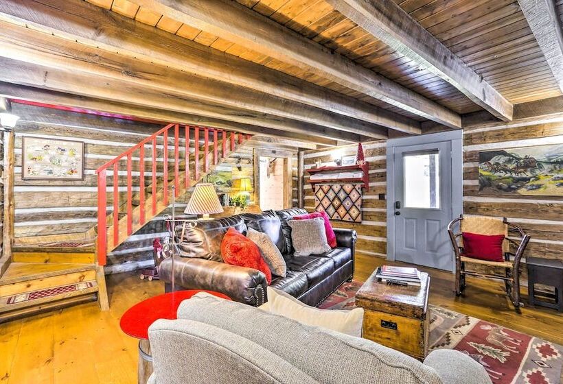 Lovely Pet Friendly Flat Rock Cabin From 1905