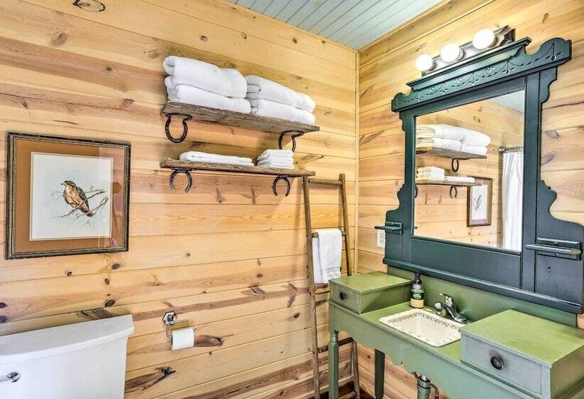 Lovely Pet Friendly Flat Rock Cabin From 1905