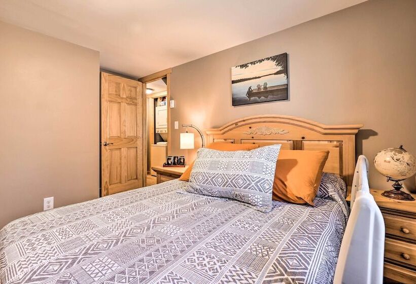 Pocono Lake A Frame W/ Pool Access: Walk To Beach!