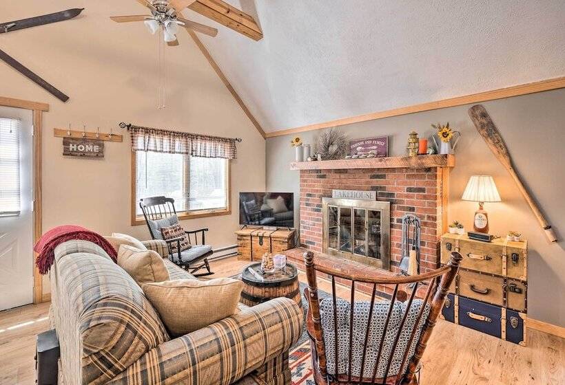 Pocono Lake A Frame W/ Pool Access: Walk To Beach!