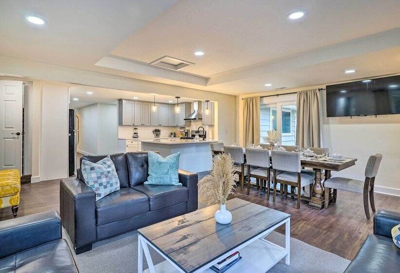 Lovely Redmond Home W/ Yard ~ 17 Mi To Seattle