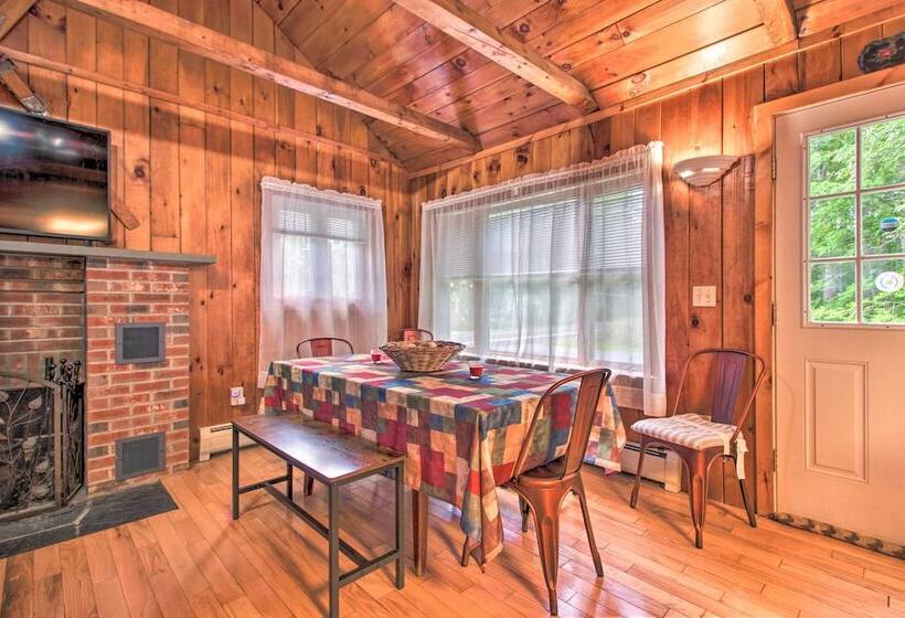 Ludlow Home W/ Hot Tub, Near Okemo Resort!