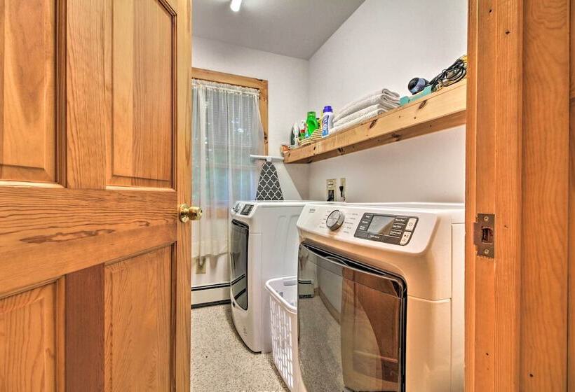 Ludlow Home W/ Hot Tub, Near Okemo Resort!