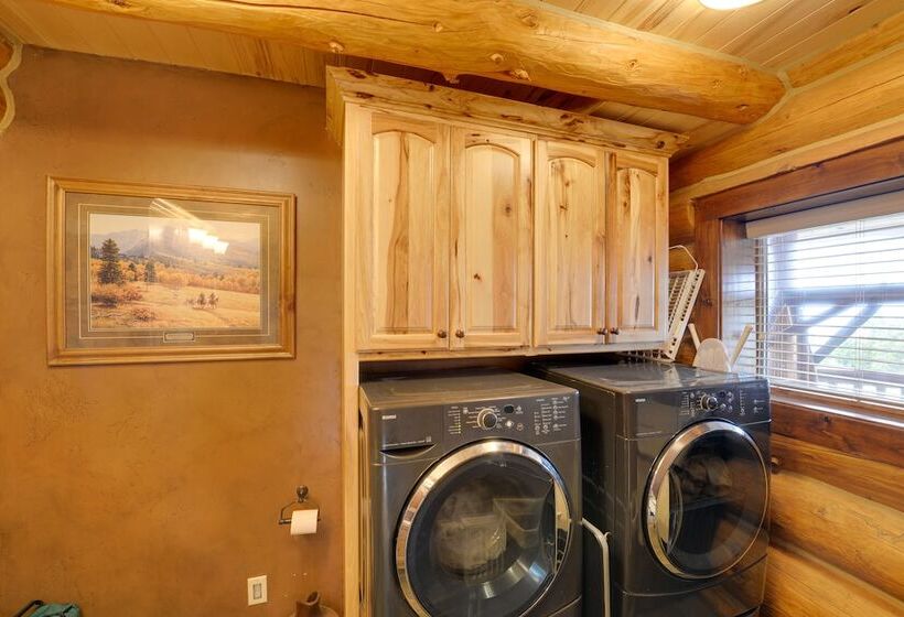 Luxe Lodge In The Tetons For Large Group Retreats!