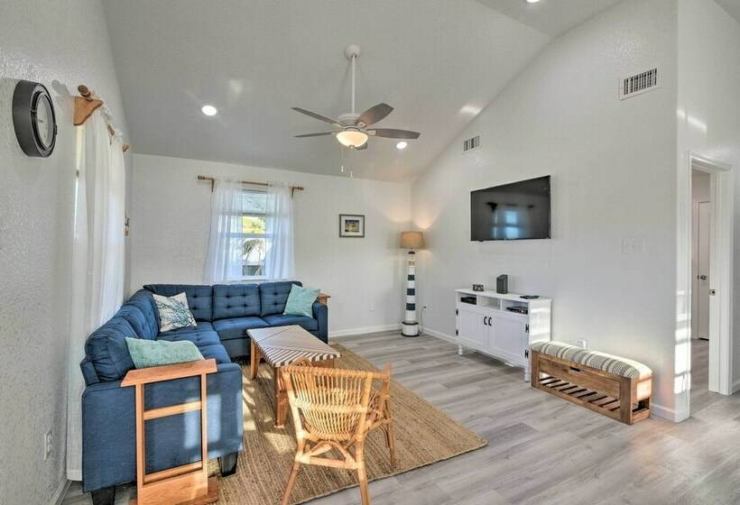 Luxe Surfside Beach Getaway, Steps To Ocean!