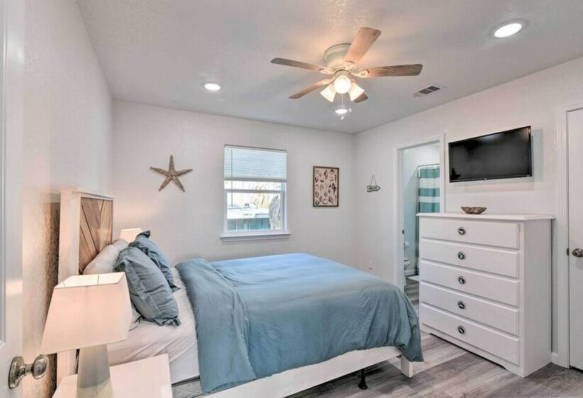 Luxe Surfside Beach Getaway, Steps To Ocean!