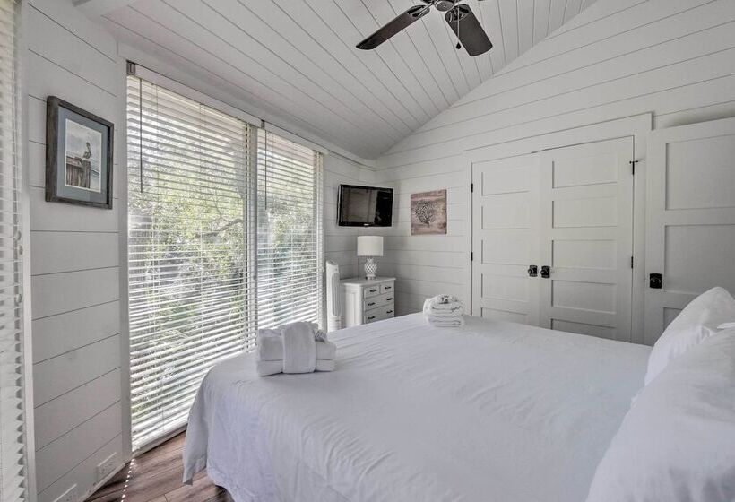 Ocean View Treetop Escape W/ Fire Pit!