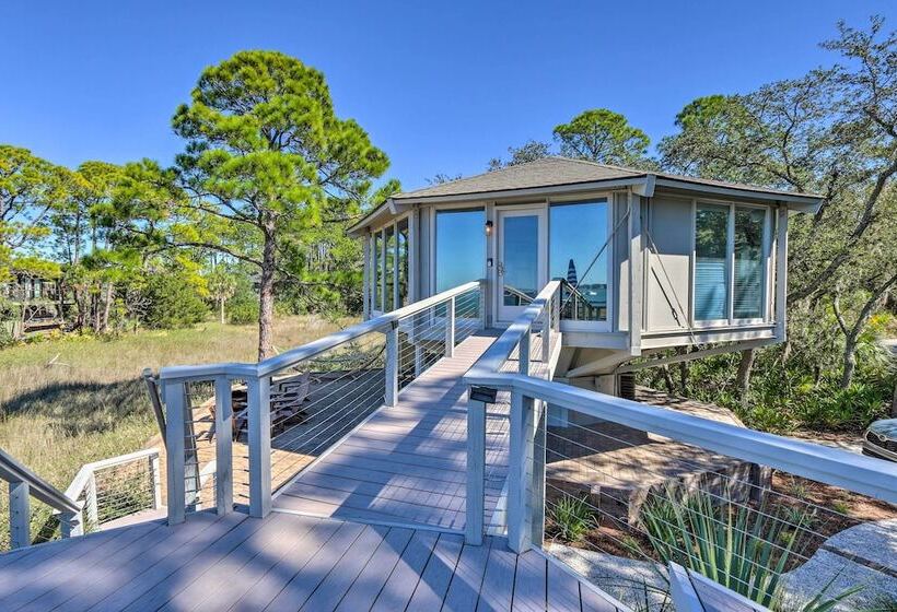 Ocean View Treetop Escape W/ Fire Pit!