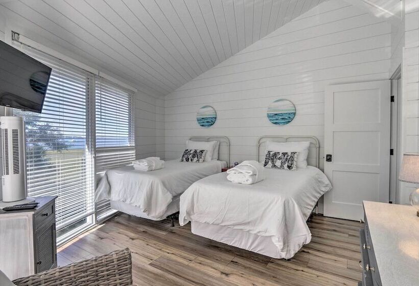 Ocean View Treetop Escape W/ Fire Pit!