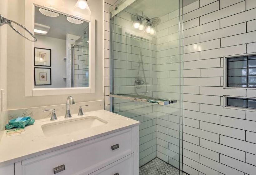 Ocean View Treetop Escape W/ Fire Pit!