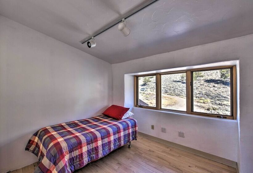 Luxe Twin Lakes House W/ Mountain & Lake Views!