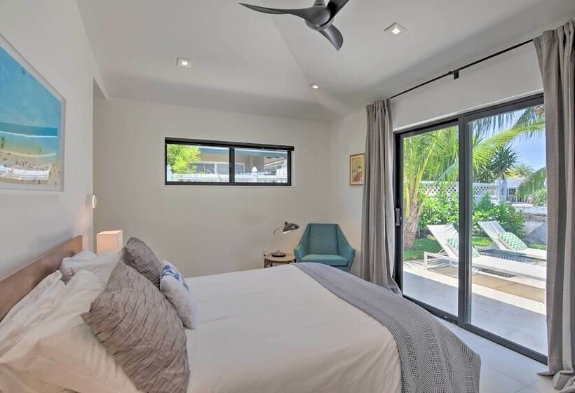 Luxe Wilton Manors Home W/ Private Boat Dock