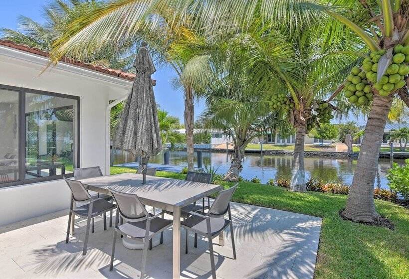 Luxe Wilton Manors Home W/ Private Boat Dock