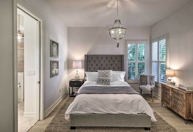 Luxury Island Oasis W/ Pool & Dock, 1 Mi To Beach!