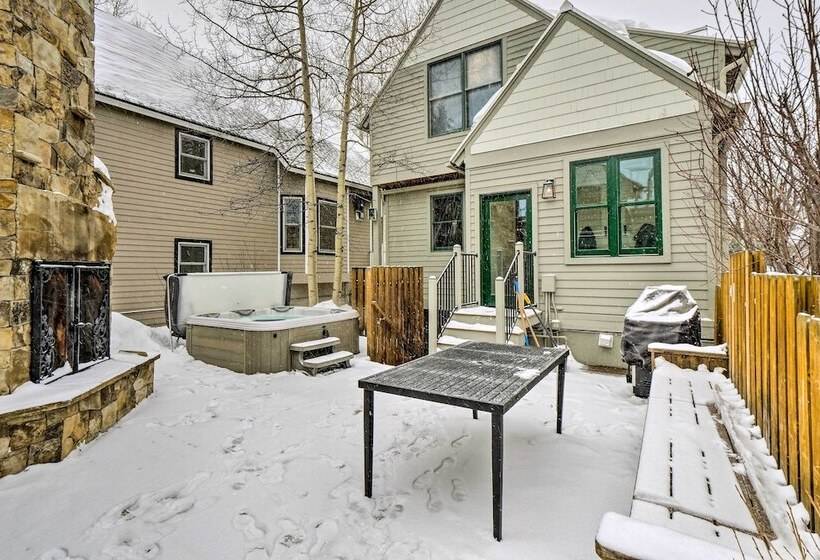 Whistle Pig  A Downtown Escape In Breckenridge