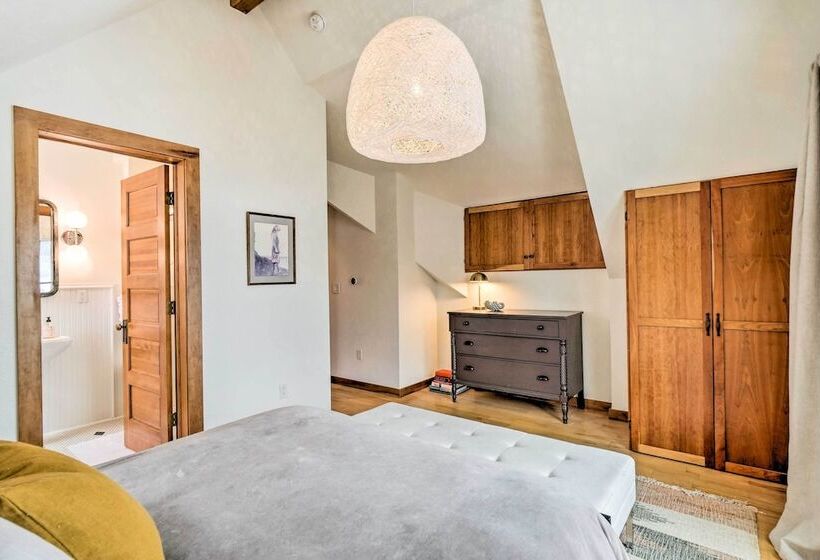 Whistle Pig  A Downtown Escape In Breckenridge