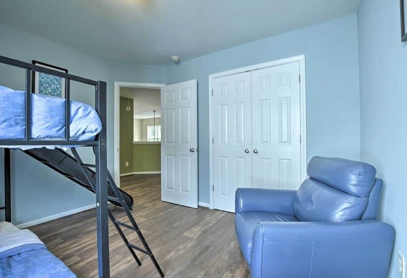 Modern Durham Retreat W/ Private Yard & Patio