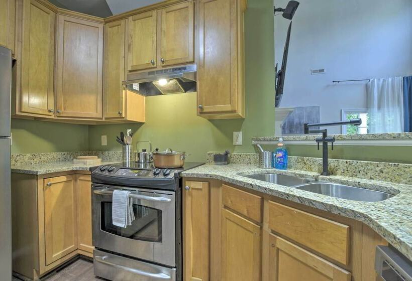 Modern Durham Retreat W/ Private Yard & Patio