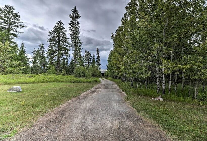Montana Cottage: Easy Drive To Glacier Natl Park!