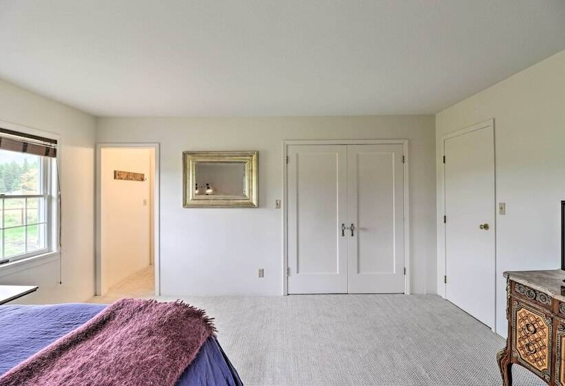 Montana Cottage: Easy Drive To Glacier Natl Park!