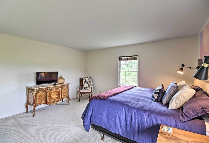 Montana Cottage: Easy Drive To Glacier Natl Park!