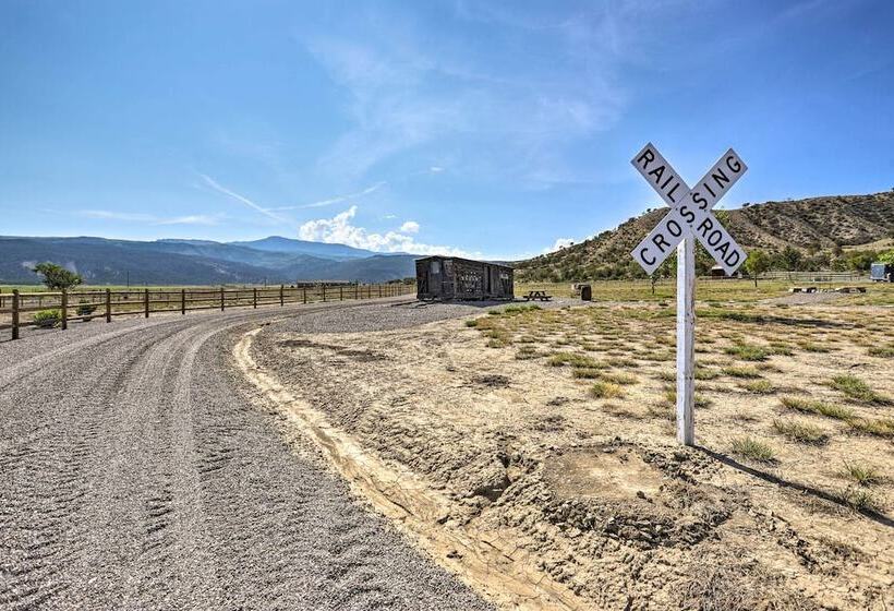 Montrose Barndominium On 7 Acres With Views!