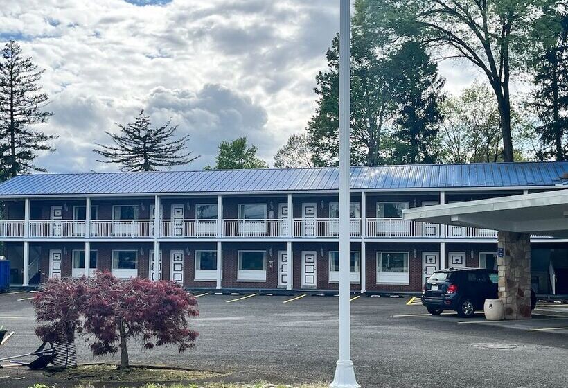 Motel 6 Fairmont, Wv   Downtown