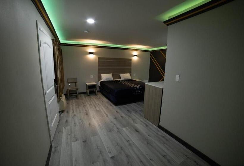 فندق على الطريق Artesia Motor Inn