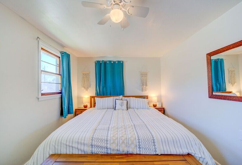 모텔 Whitehall Cottages