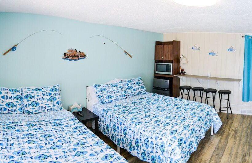 모텔 Whitehall Cottages