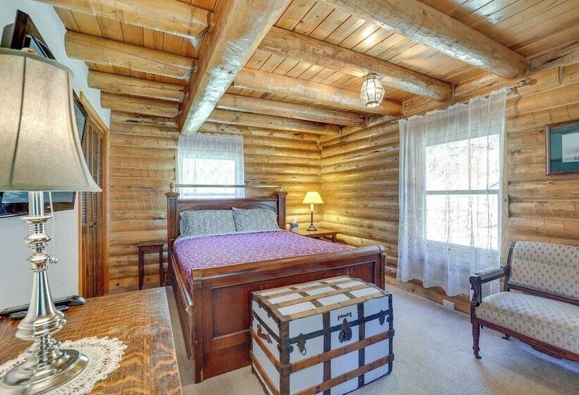 Horse Tours + Wildlife: Boise Ranch Home W/ Pool!