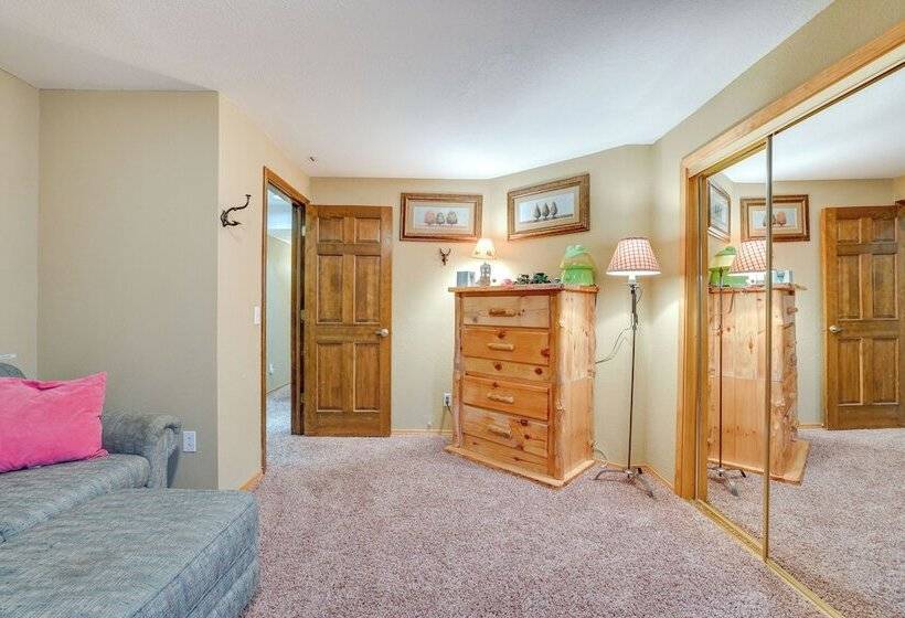 Horse Tours + Wildlife: Boise Ranch Home W/ Pool!