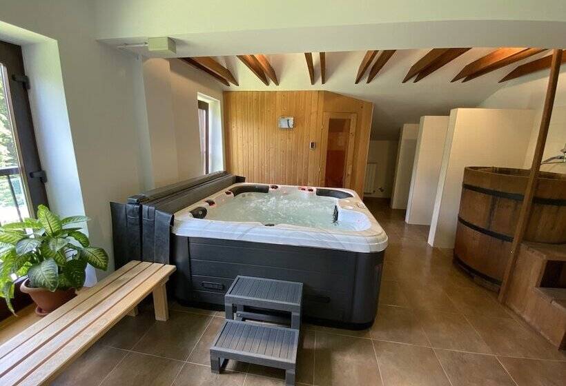 Mountain Rest Pension