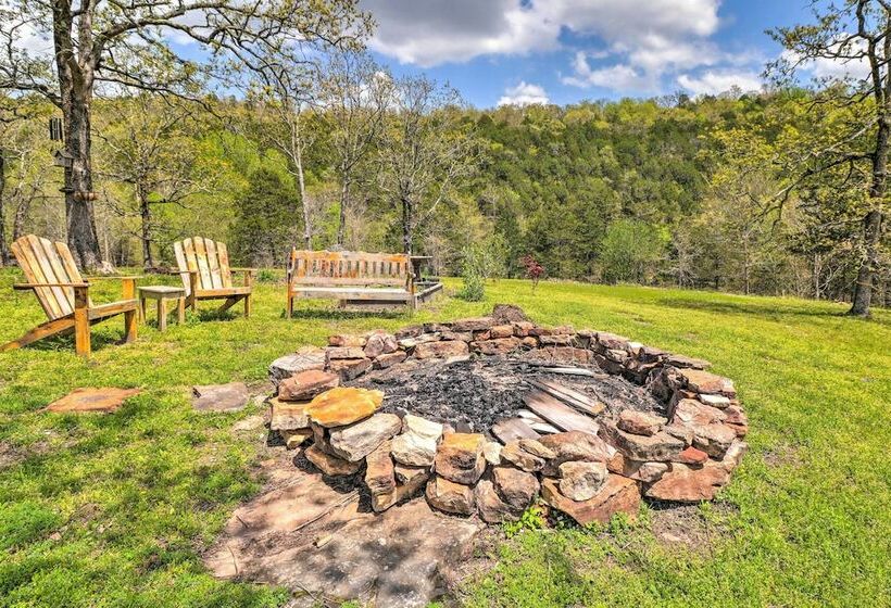 Mountain View Haven: Fire Pit + Large Deck!