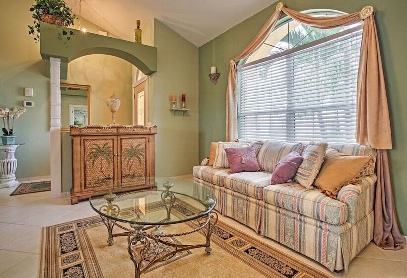 Naples Home W/ Pool, Extended Stays Welcome!