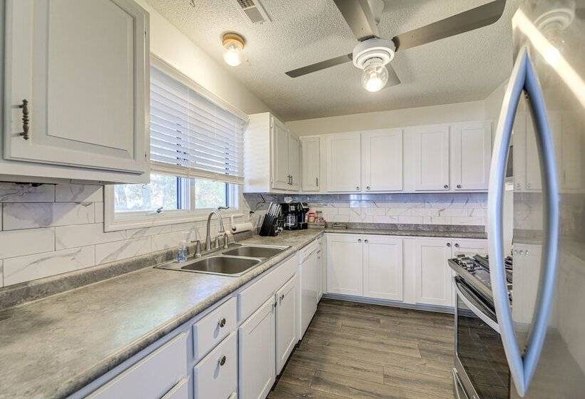 New Bern Home W/ Direct Access To Neuse River