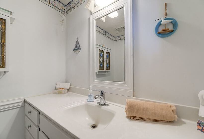 New Bern Home W/ Direct Access To Neuse River