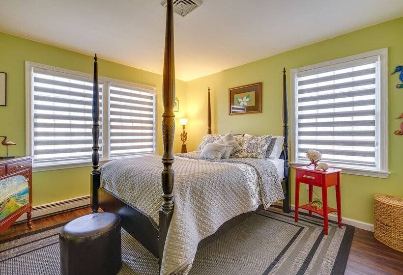 New Jersey Home   Deck, Grill & Walkable To Beach!