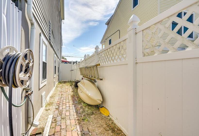 New Jersey Home   Deck, Grill & Walkable To Beach!