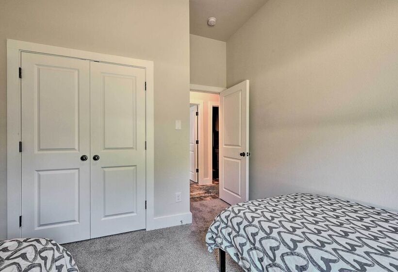 Newly Constructed Mansfield Home W/ Fenced Yard!