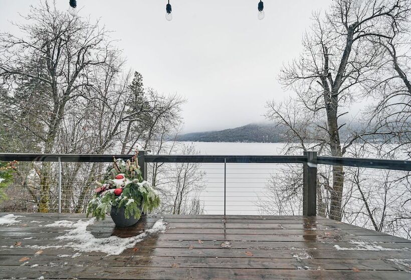 Lakeside Whitefish Cottage W/ Private Hot Tub!