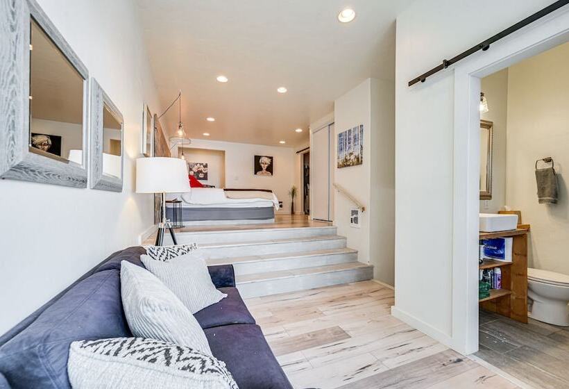 Lakeside Whitefish Cottage W/ Private Hot Tub!