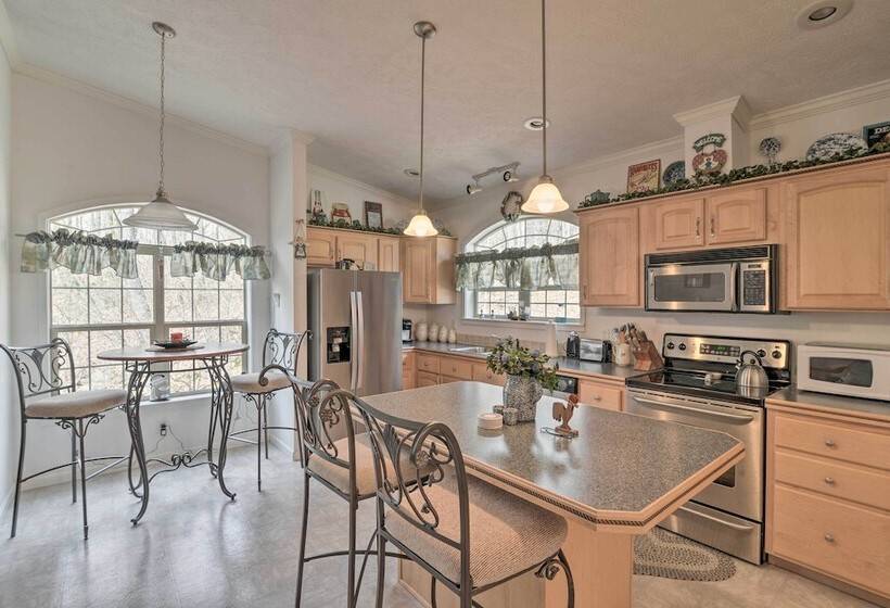 Oakland Retreat ~ 13 Mi To Deep Creek Lake!