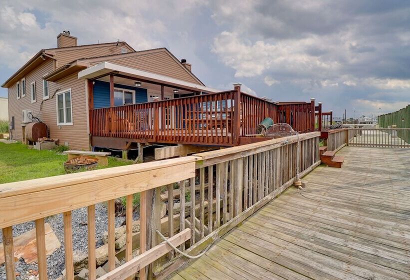 Oceanfront Milford Home W/ View & Boat Access